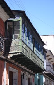 Une des nombreuses façades coloniales de la ville