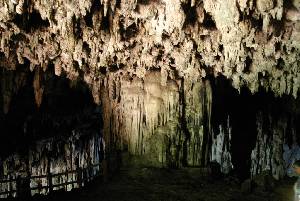 Grotte de Tham Lot